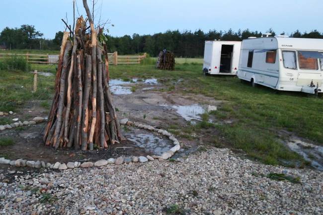 Traffic Camping image 1
