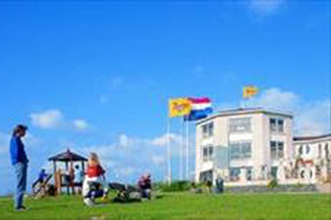 Vakantiepark & Camping Beach Resort 6