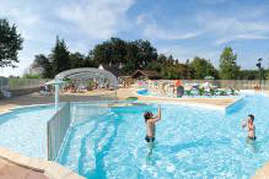 Village Center -Le Parc des Allais 4