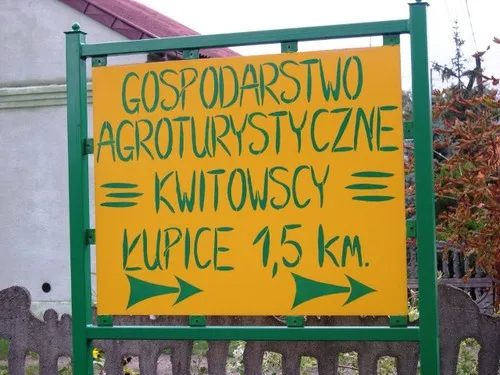 Wczasy pod gruszą 6