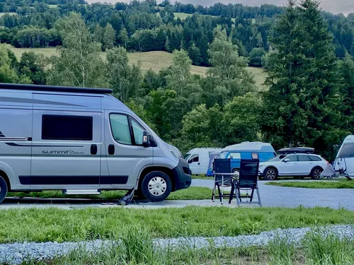 Wiesn-Relax-Camping Fam. Steiner 5