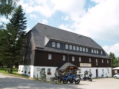 Wohnwagenstellplatz Waldgasthof Bad Einsiedel 3