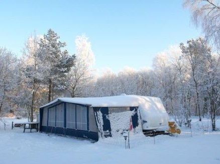 wohnwagen-im-schnee-dnemark-thumb.jpg